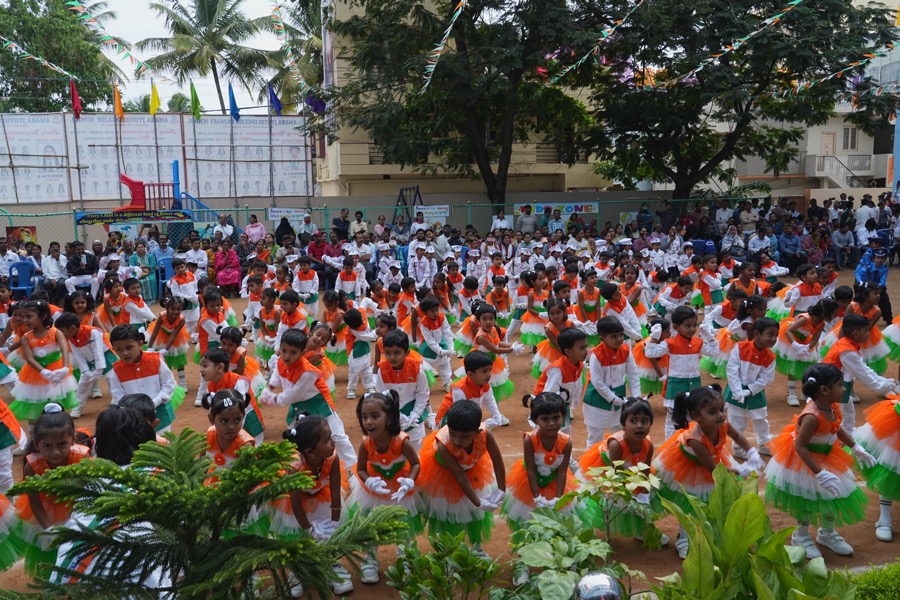 Tiny tots performance